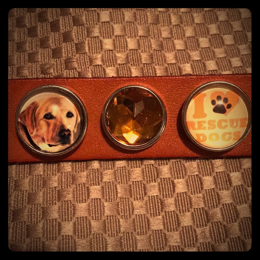 Orange 3 snap leather bracelet- NEW!